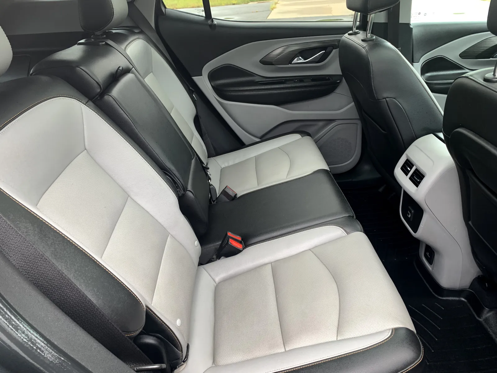 GMC Terrain photo 30