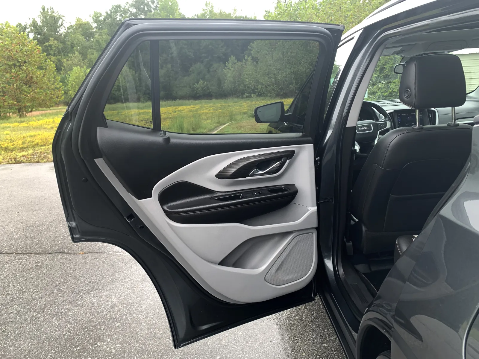GMC Terrain photo 25