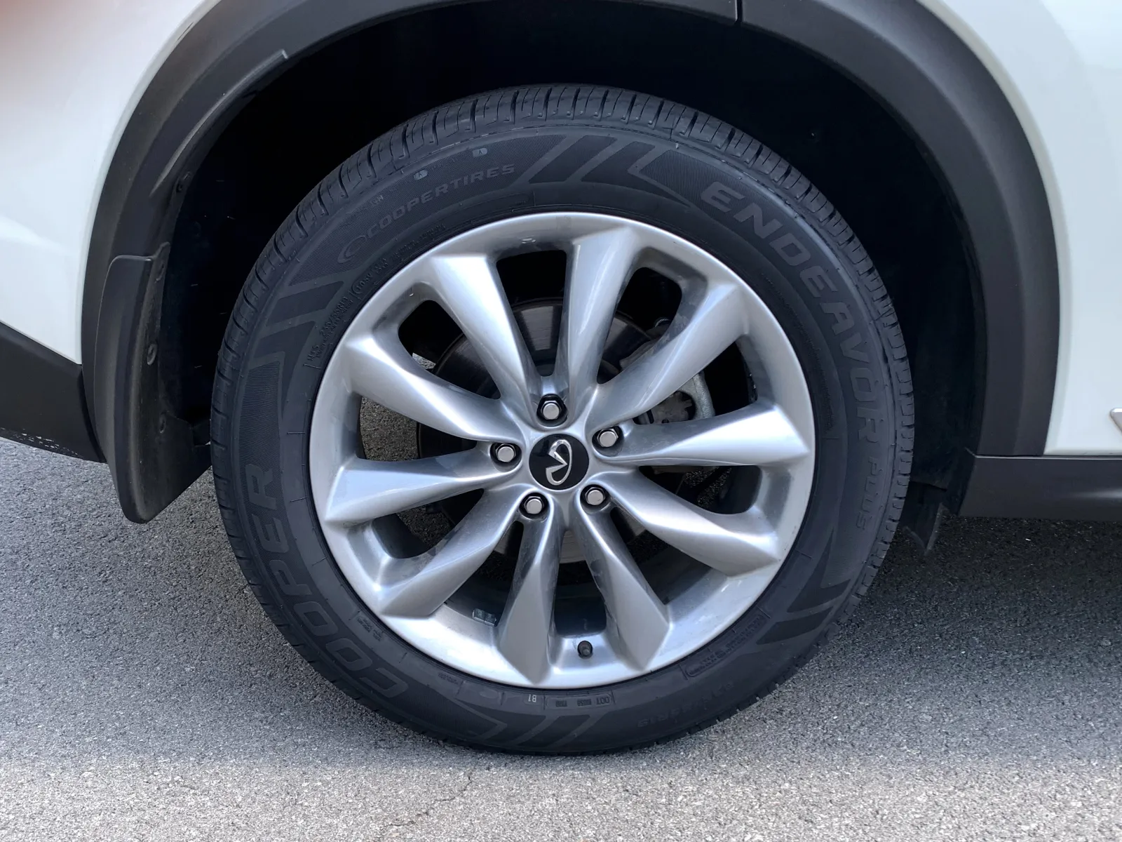 Infiniti QX50 photo 10
