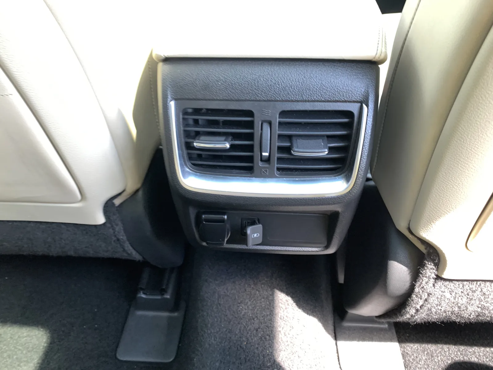 Infiniti QX50 photo 33