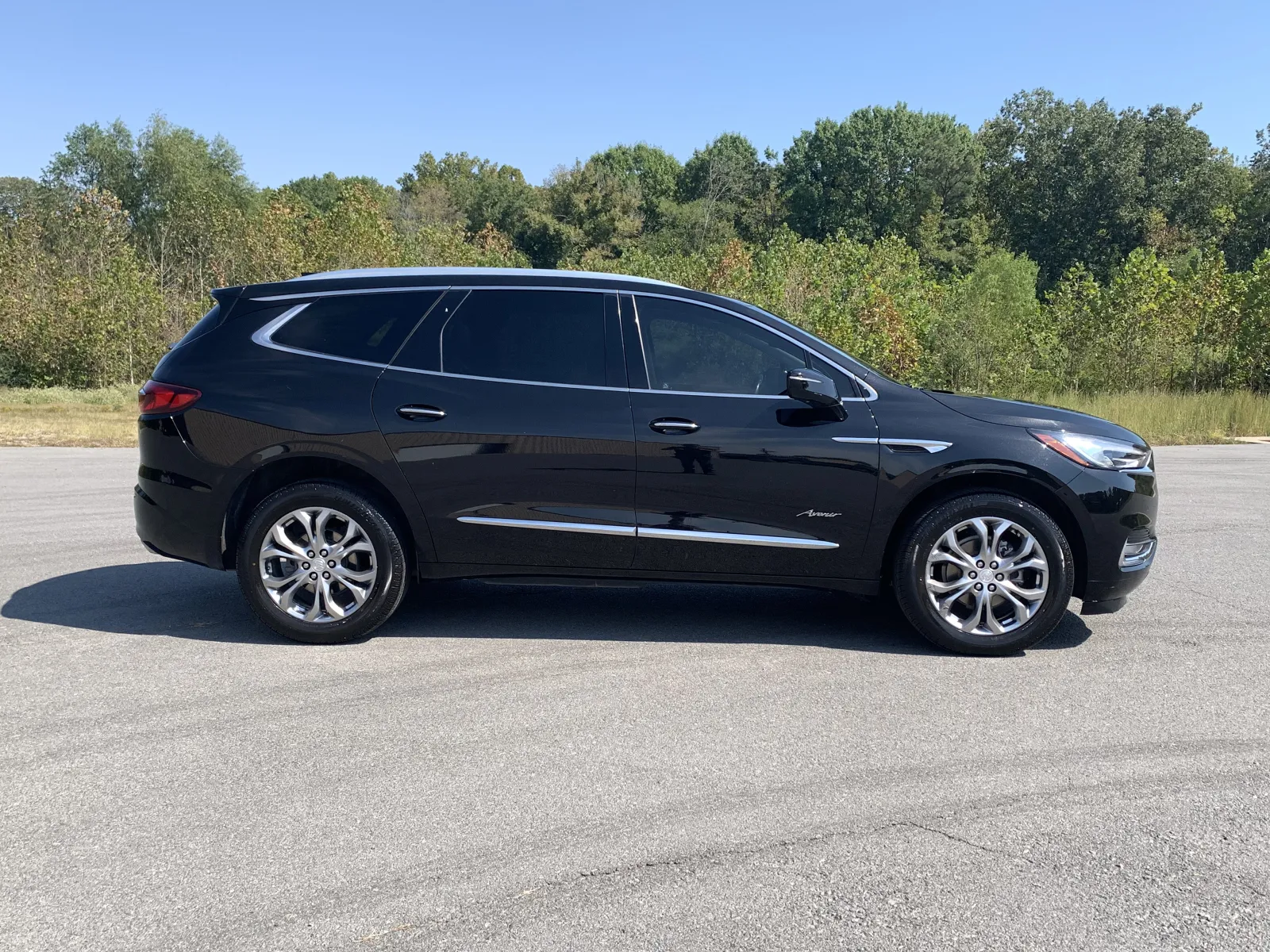 Buick Enclave photo 8
