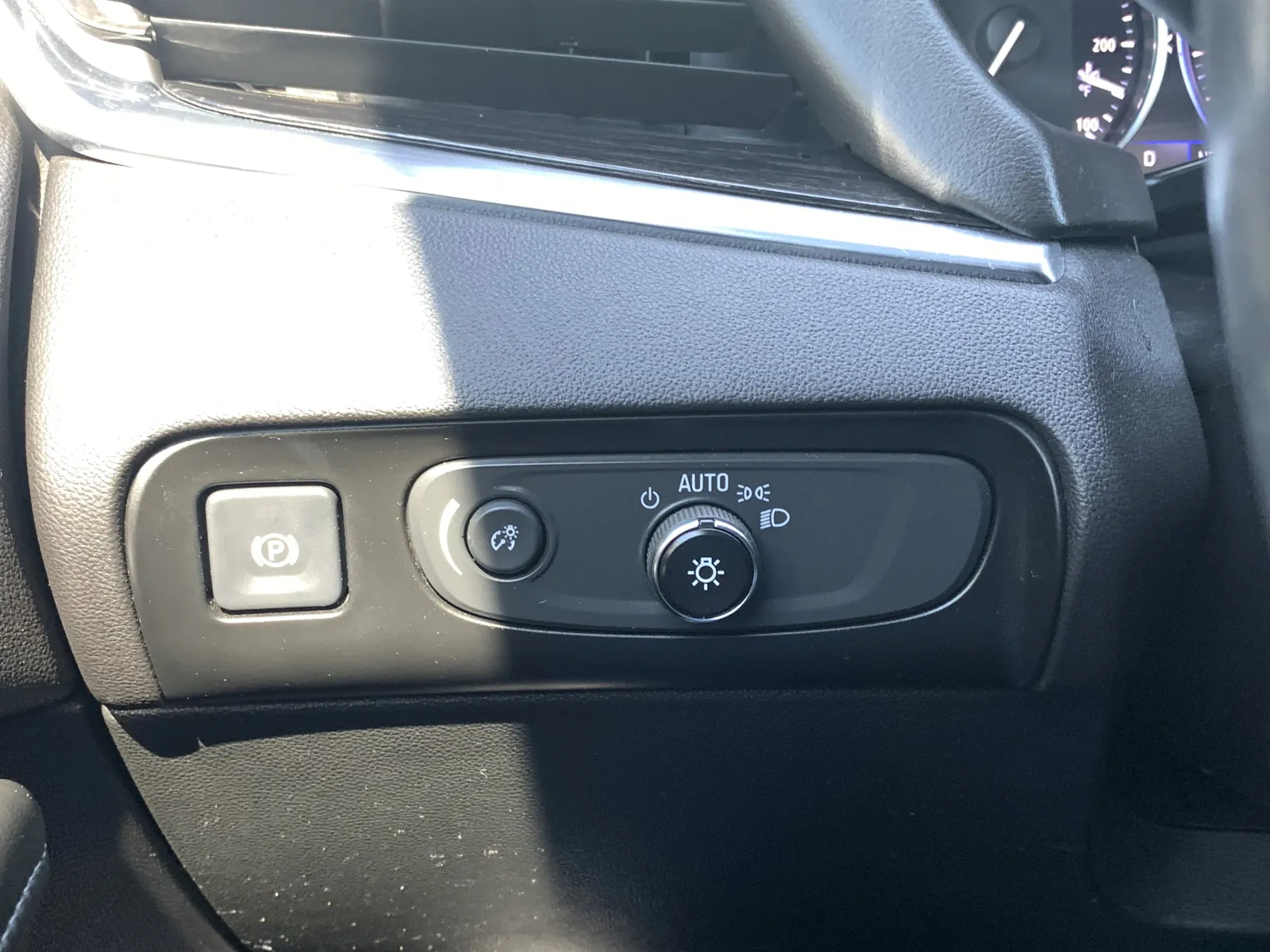 Buick Enclave photo 20