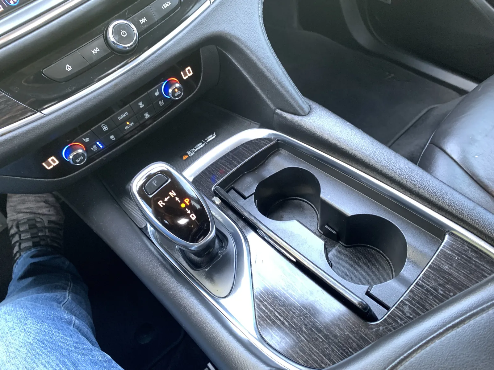 Buick Enclave photo 18