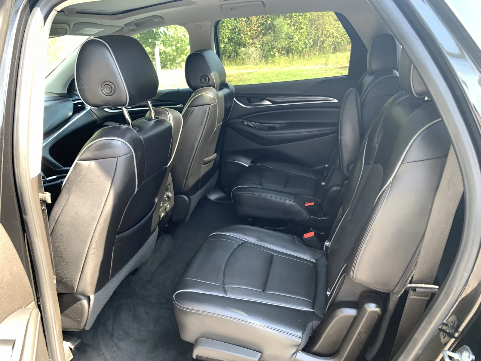 Buick Enclave photo 27