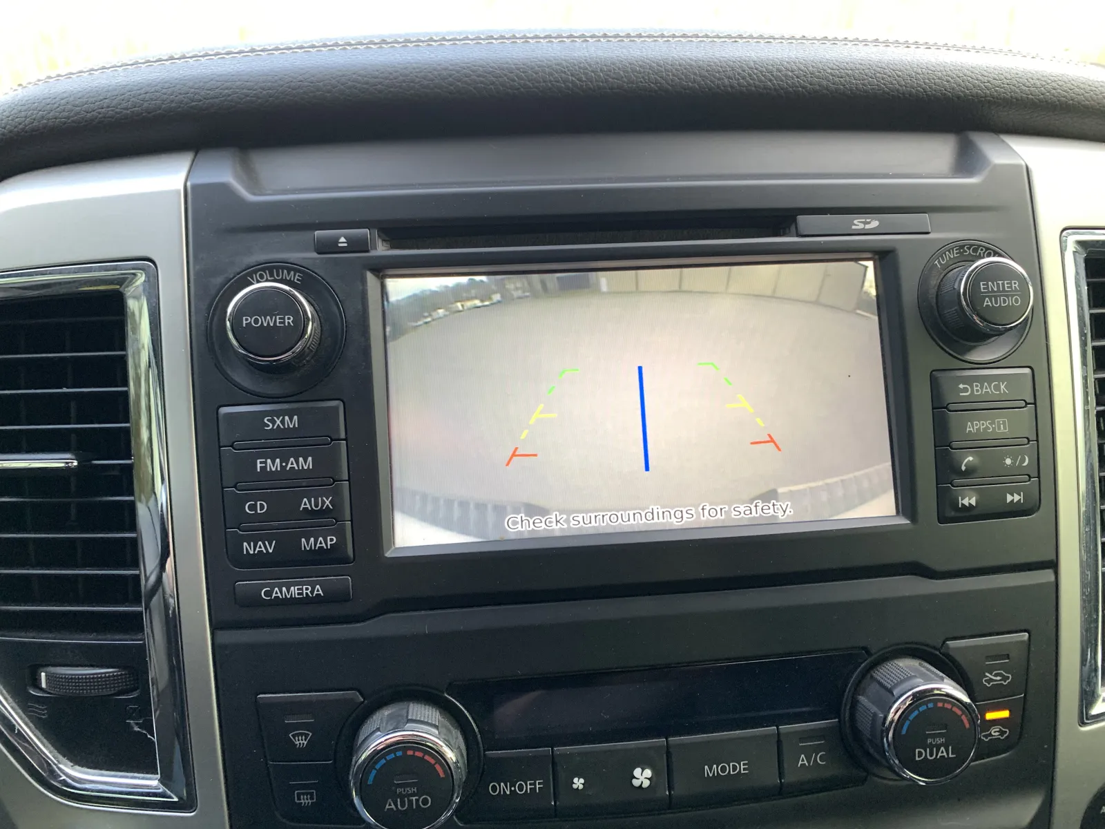 Nissan Titan photo 15