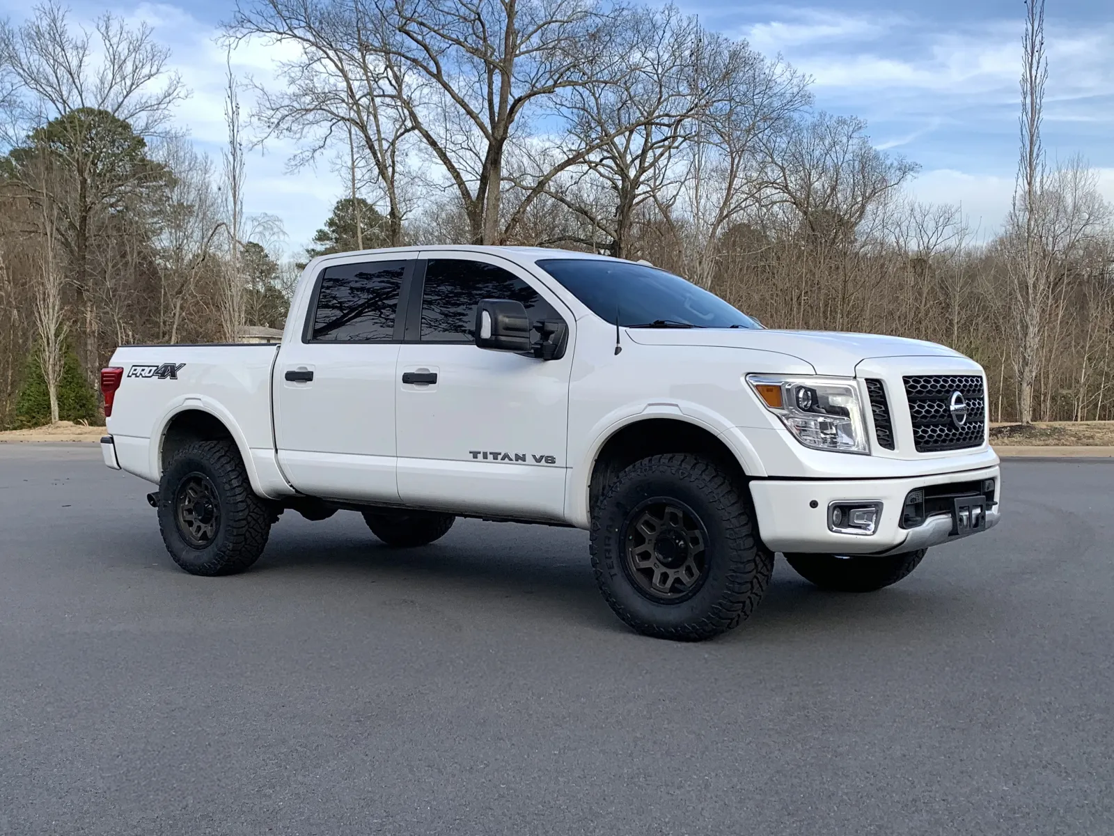 White 2018 NISSAN TITAN SV for sale in Little Rock, AR