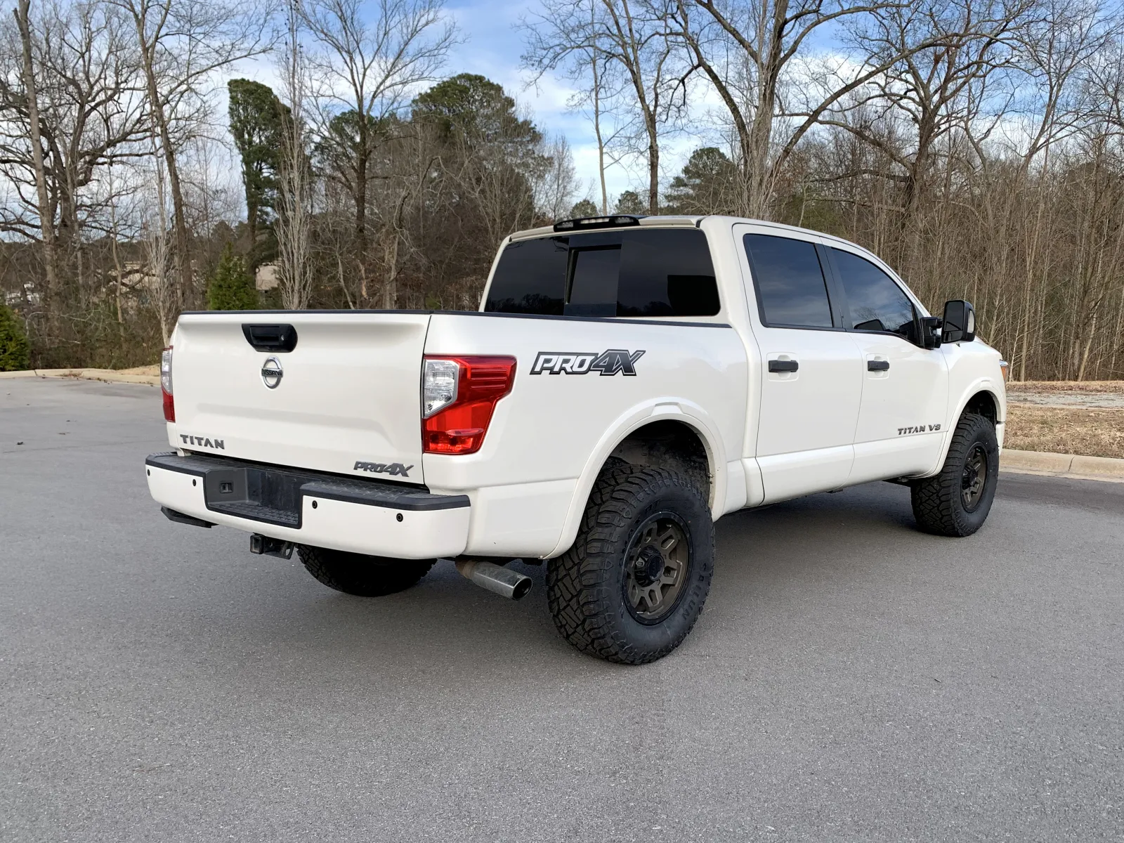 Nissan Titan photo 7
