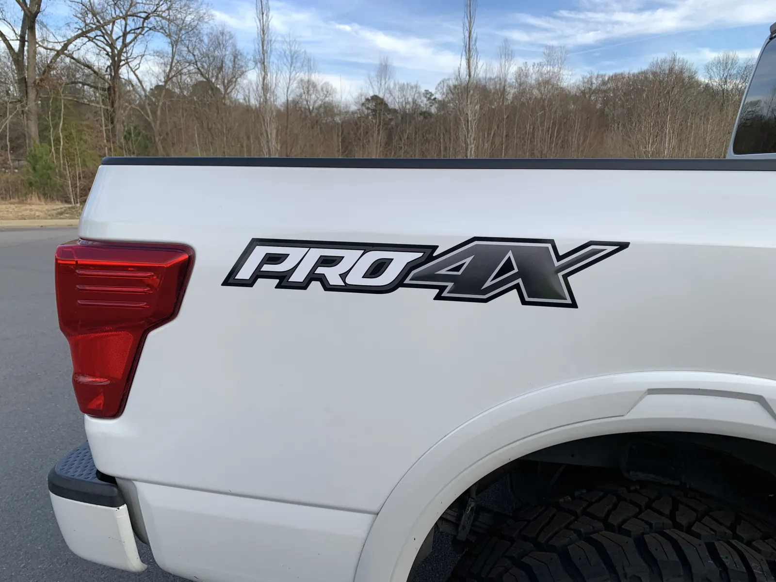 Nissan Titan photo 10