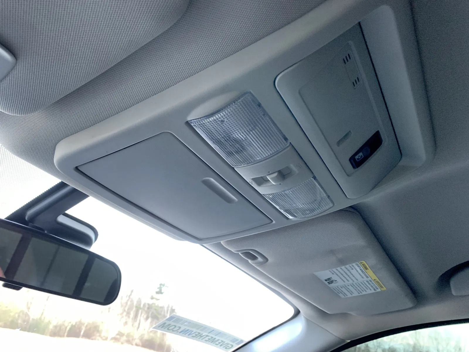 Nissan Titan photo 22