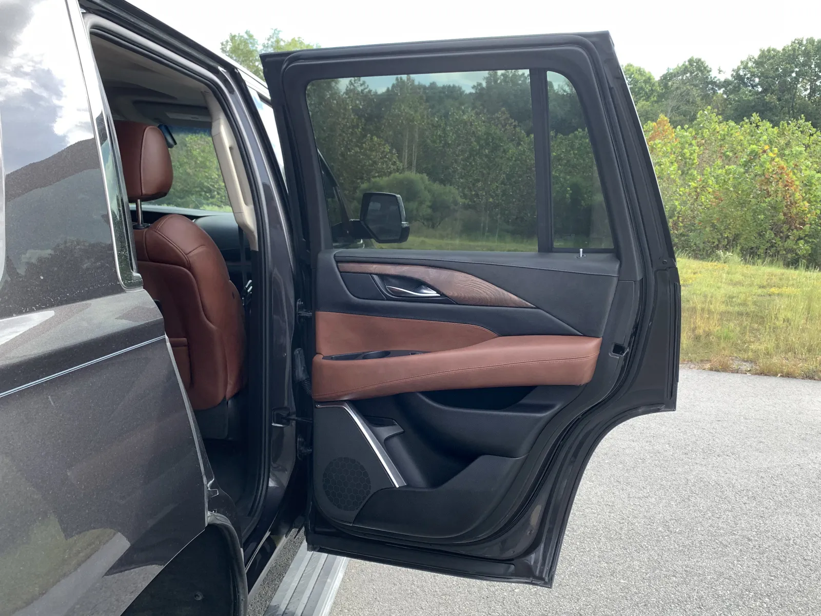 Cadillac Escalade photo 31