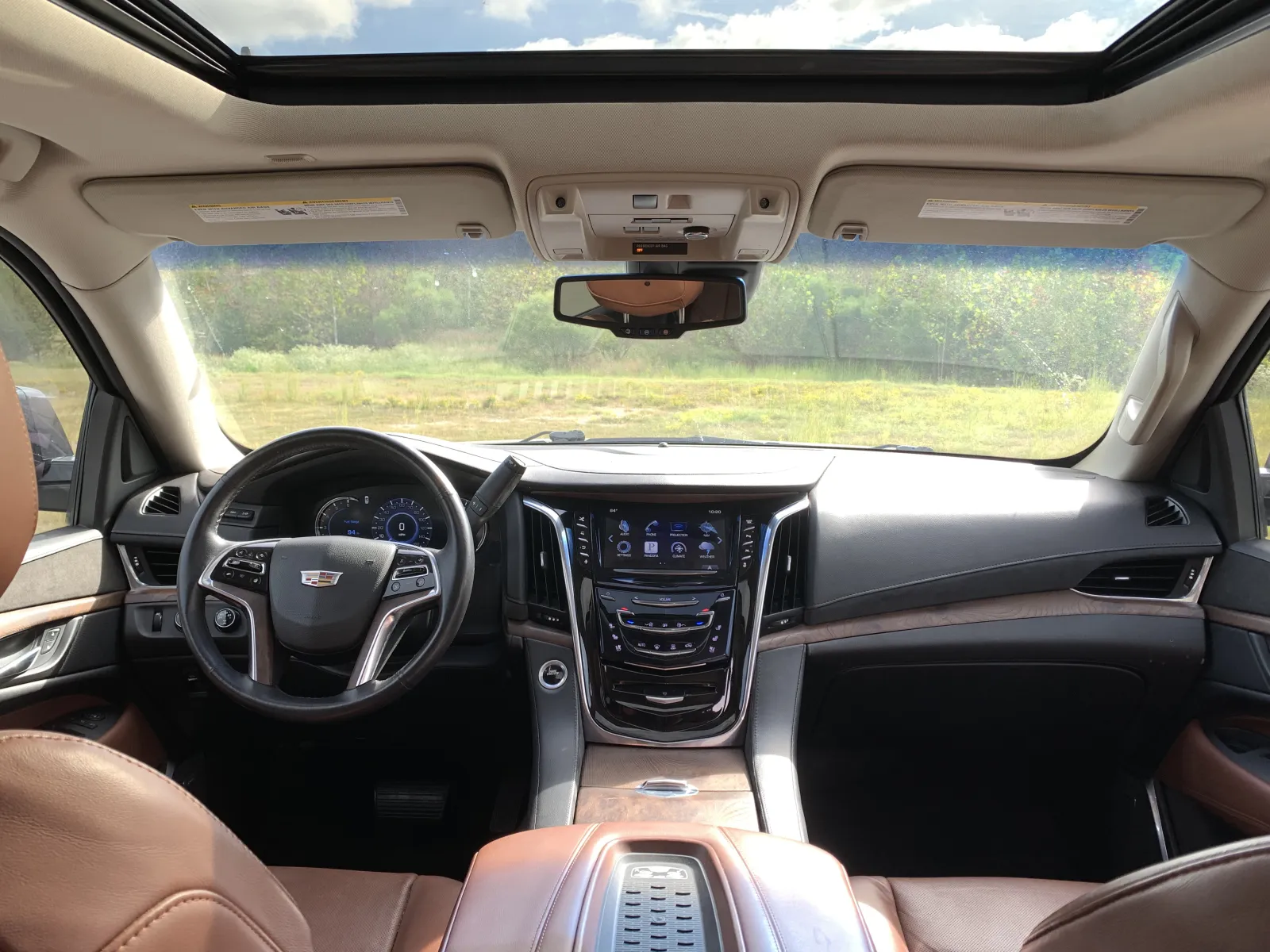 Cadillac Escalade photo 12