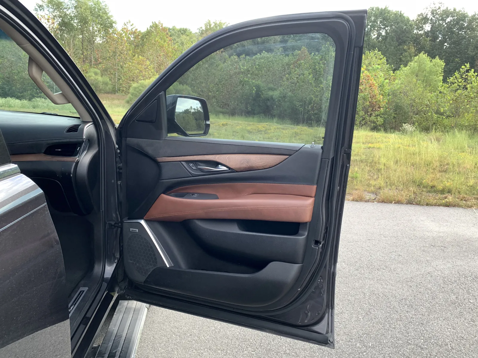 Cadillac Escalade photo 29