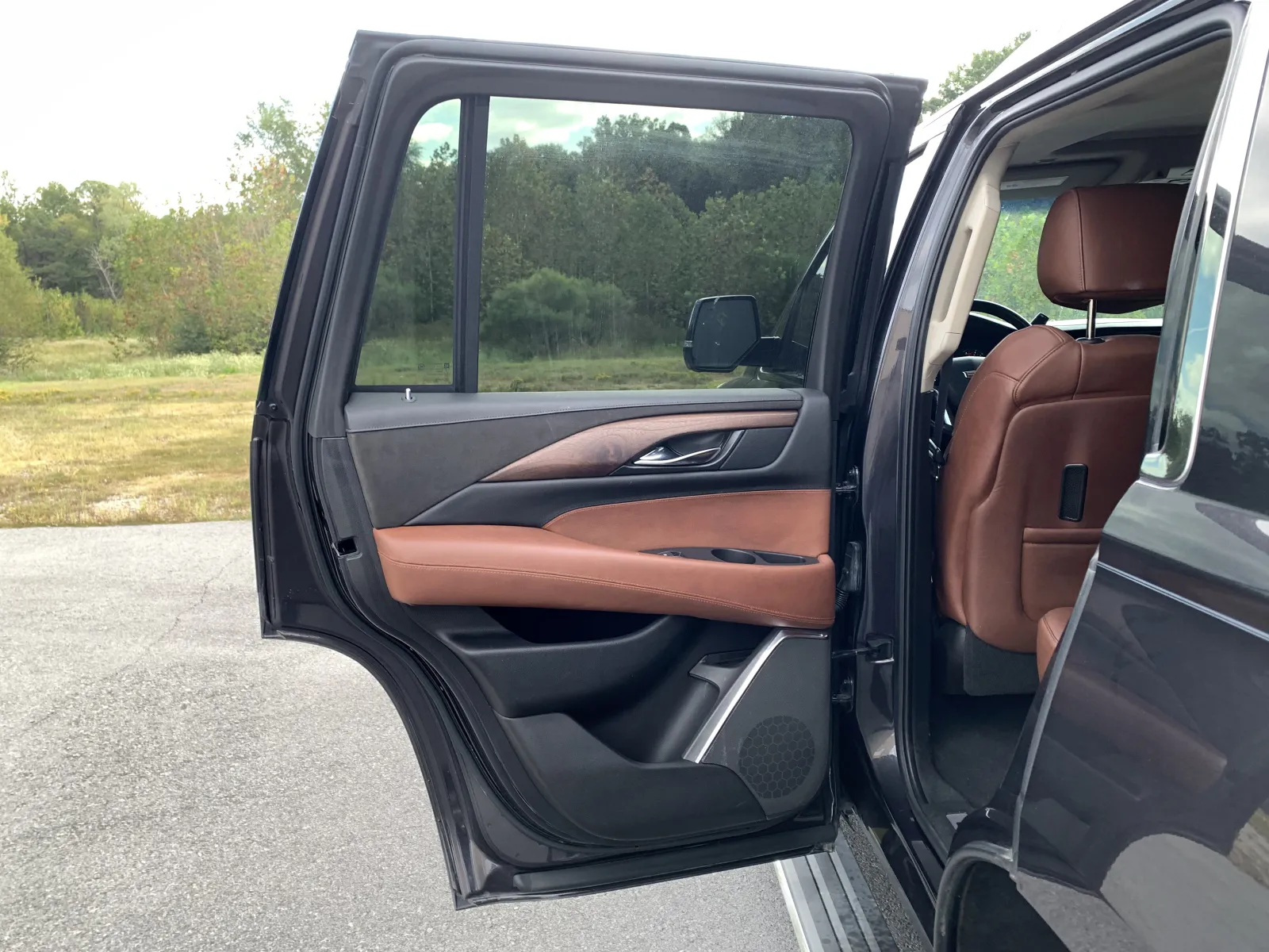 Cadillac Escalade photo 25