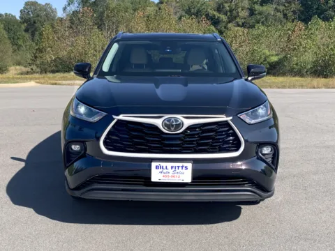Photos of 2021 TOYOTA HIGHLANDER XLE for sale in Little Rock, AR at Bill Fitts Auto Sales