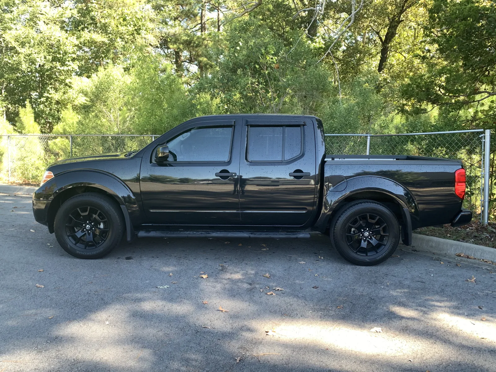 Nissan Frontier photo 4