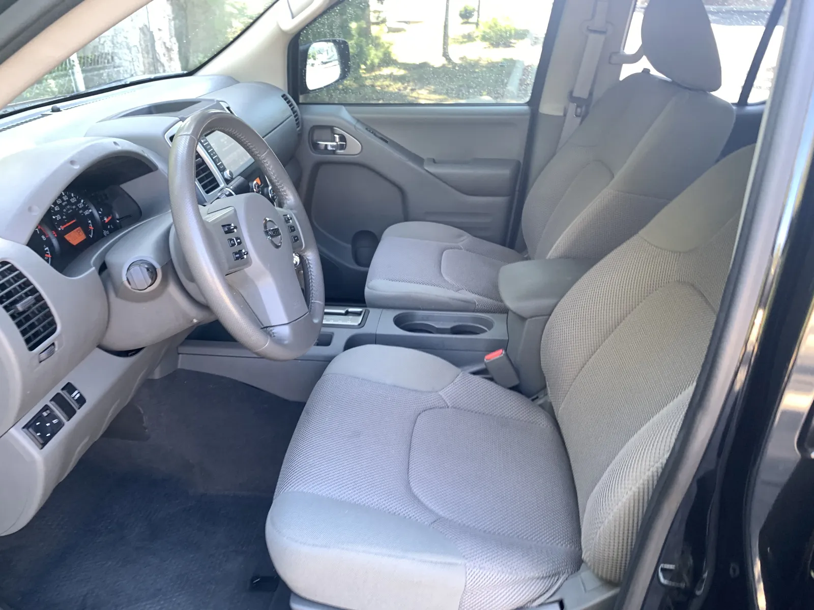 Nissan Frontier photo 23