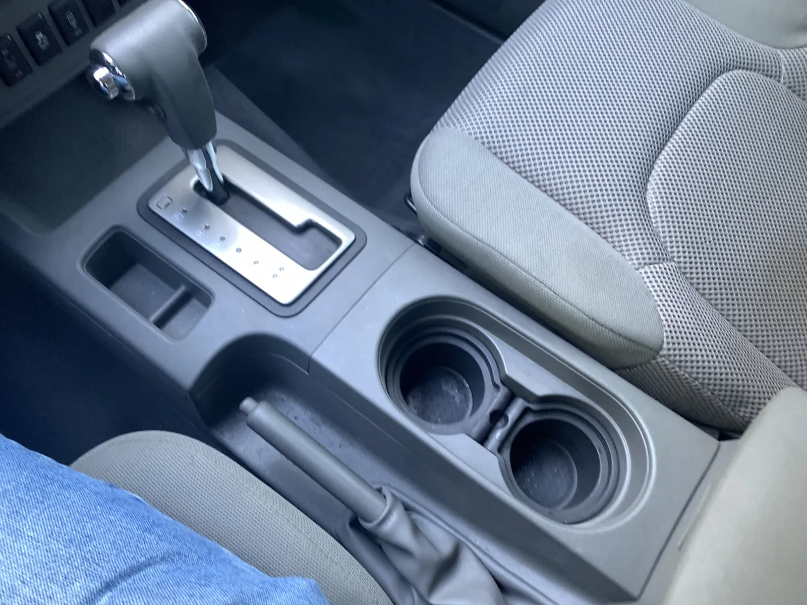 Nissan Frontier photo 17
