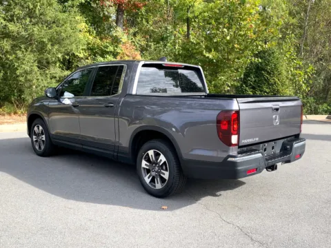 More photos of 2019 HONDA RIDGELINE RTL RTL-T at Bill Fitts Auto Sales, AR
