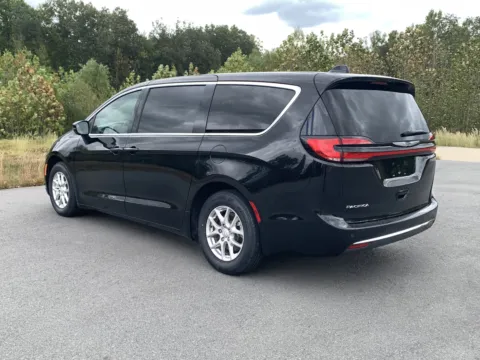 More photos of 2025 CHRYSLER PACIFICA SELEC Select at Bill Fitts Auto Sales, AR