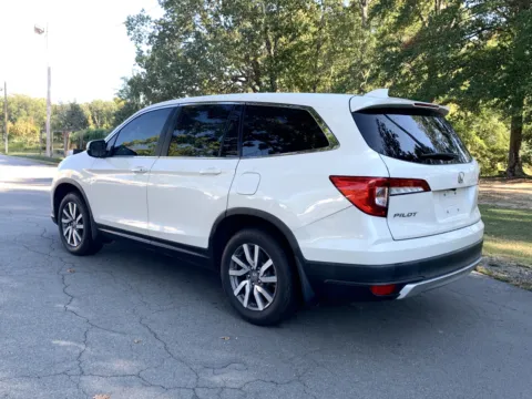 More photos of 2019 HONDA PILOT EXL EX-L at Bill Fitts Auto Sales, AR