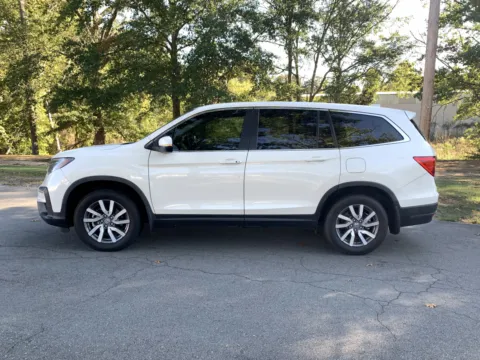 More photos of 2019 HONDA PILOT EXL EX-L at Bill Fitts Auto Sales, AR