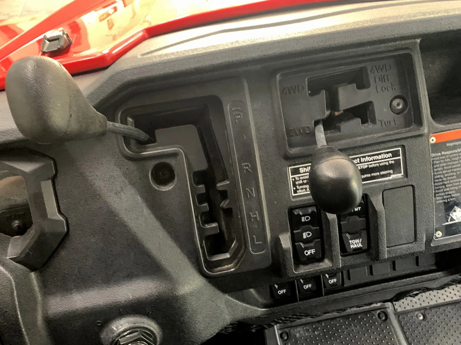 Honda PIONEER 1000 photo 12