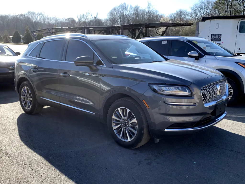 2021 Lincoln Nautilus Reserve's photo