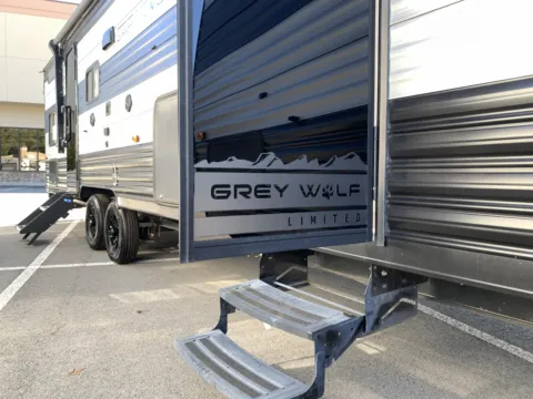 More photos of 2021 FOREST RIVER GREY WOLF at Bill Fitts Auto Sales, AR