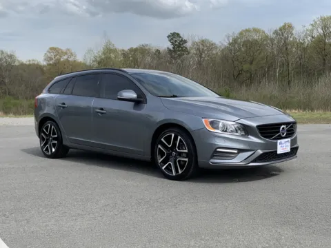 Gray 2018 VOLVO V60 T5 T5 Dynamic for sale in Little Rock, AR