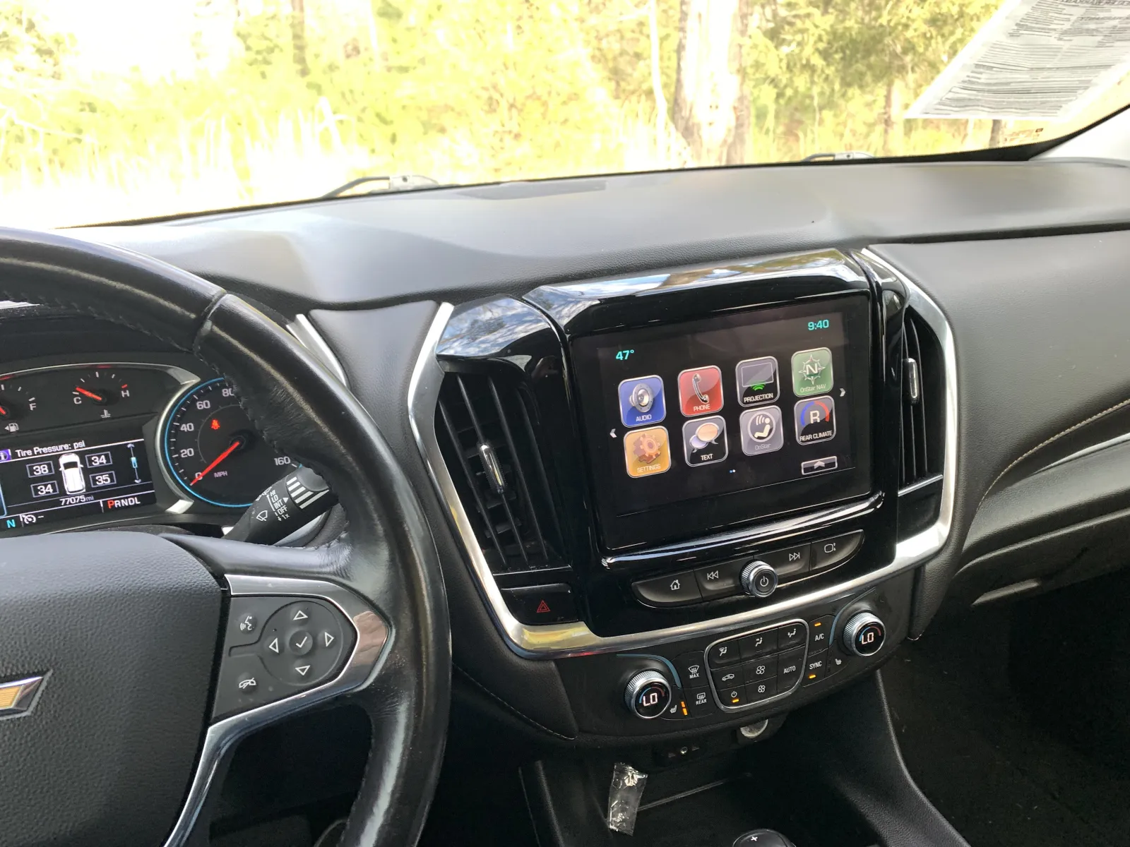 2019 Chevrolet Traverse 1LT - Photo 12