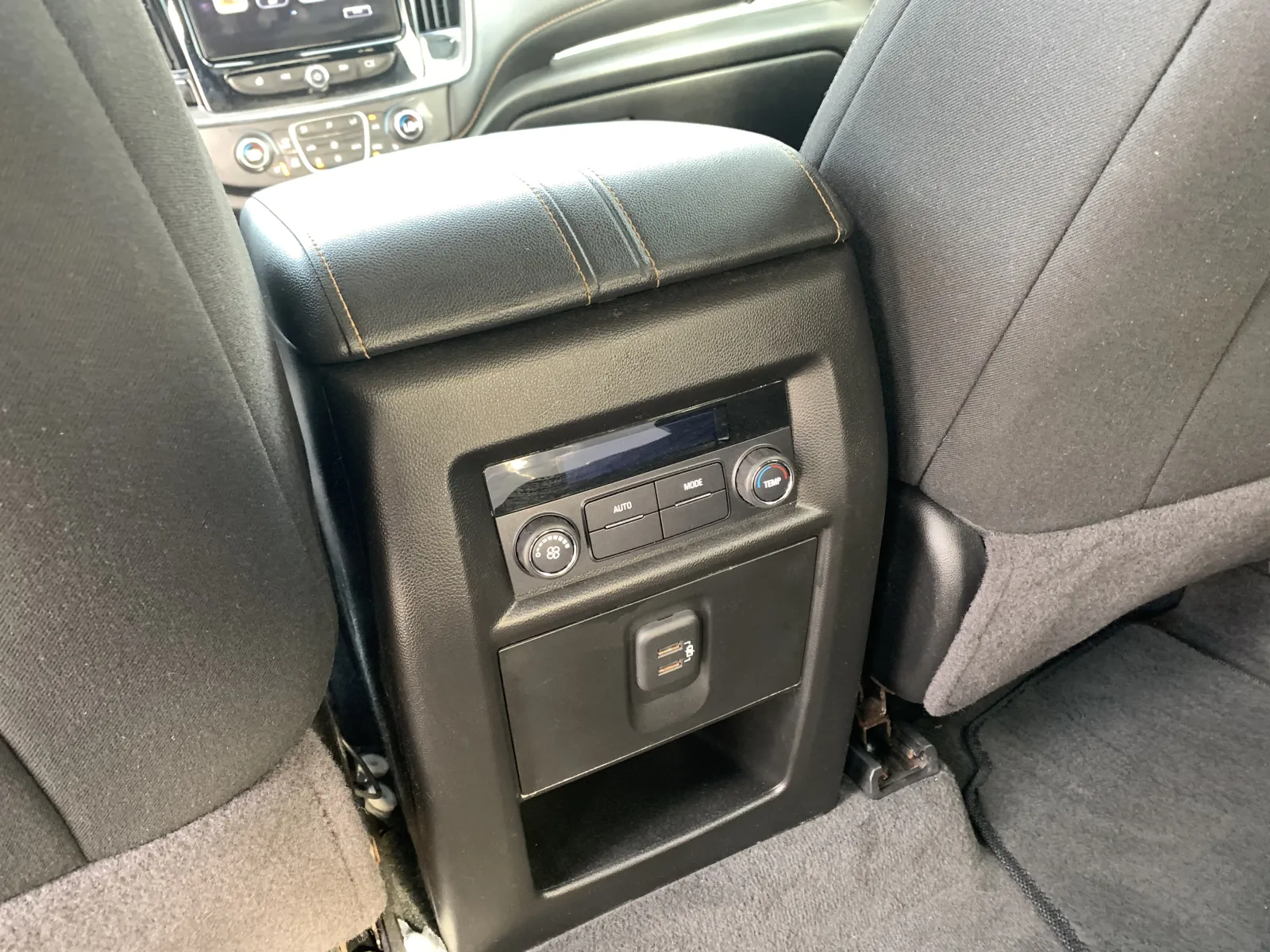 2019 Chevrolet Traverse 1LT - Photo 29