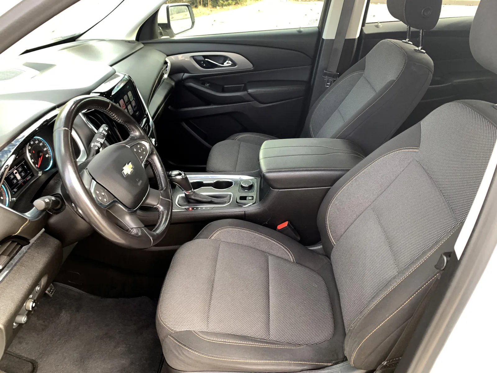 2019 Chevrolet Traverse 1LT - Photo 24