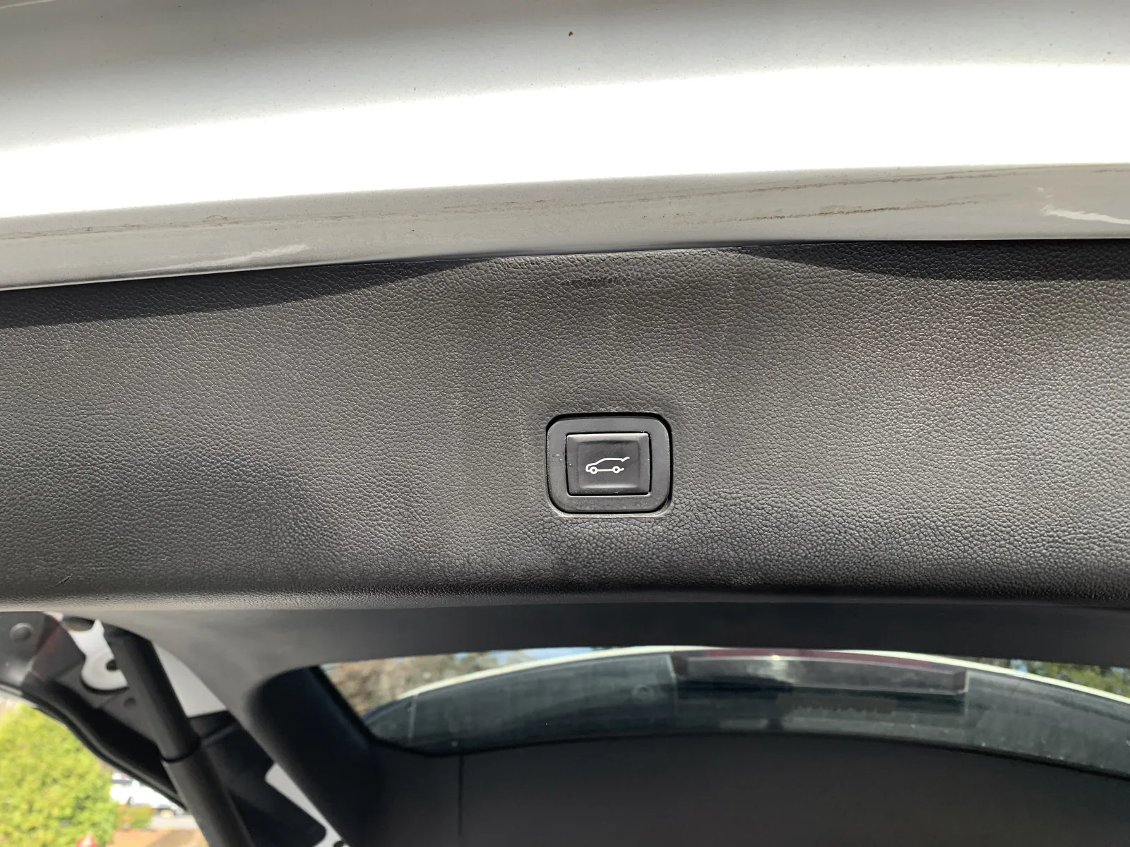 2019 Chevrolet Traverse 1LT - Photo 27