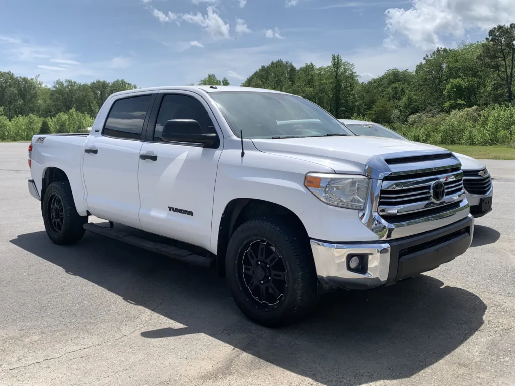 2017 TOYOTA TUNDRA CREWMAX SR5 for sale in Little Rock, AR
