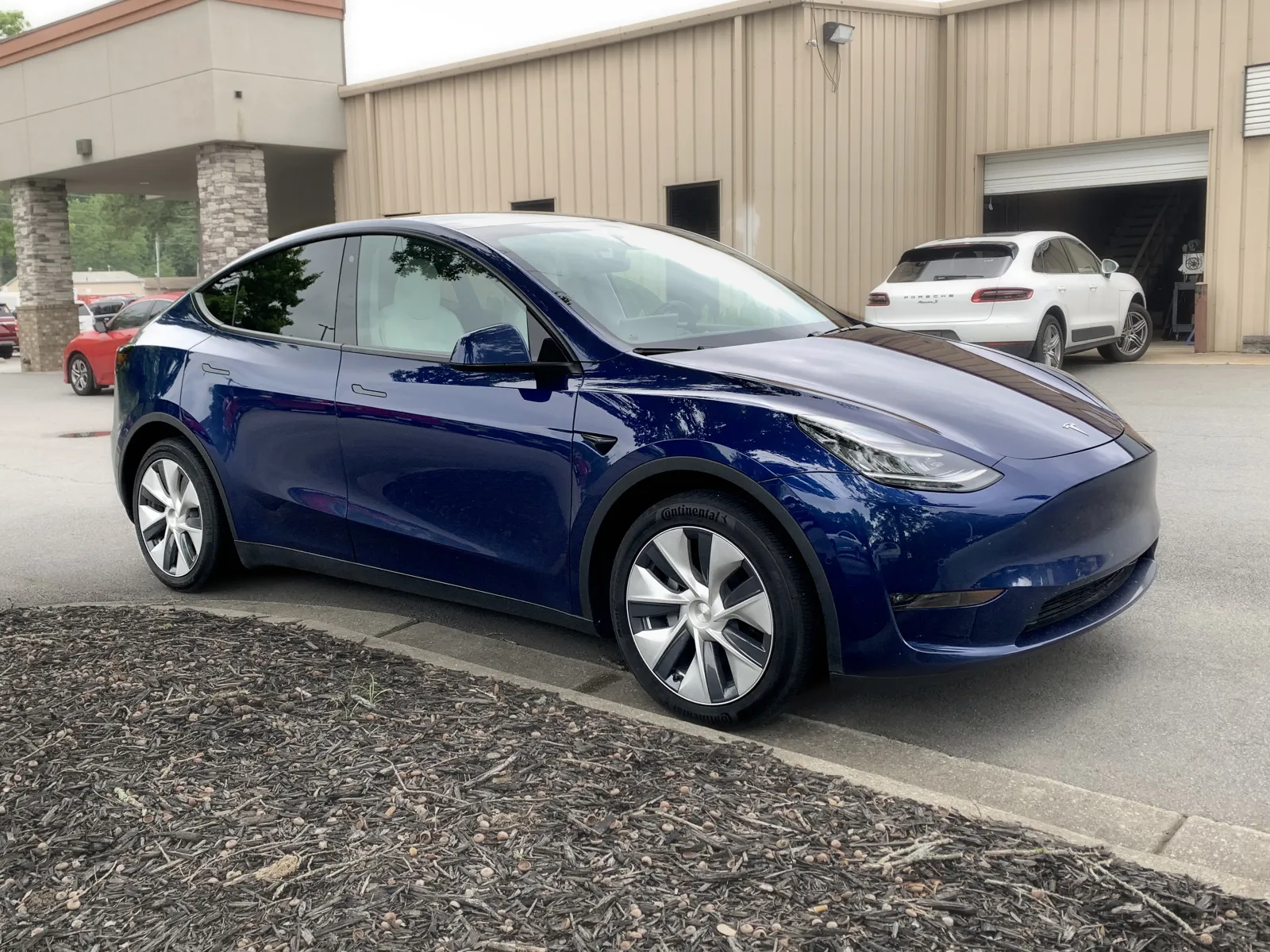 Blue 2020 TESLA MODEL Y LNG RN Long Range for sale in Little Rock, AR