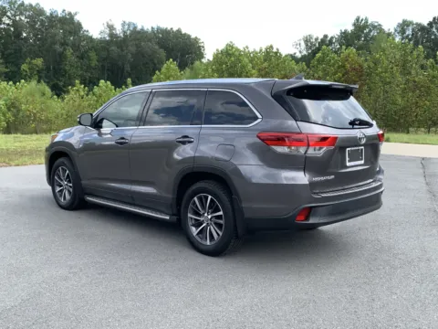 More photos of 2019 TOYOTA HIGHLANDER XLE at Bill Fitts Auto Sales, AR