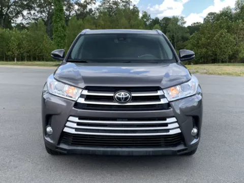 Photos of 2019 TOYOTA HIGHLANDER XLE for sale in Little Rock, AR at Bill Fitts Auto Sales