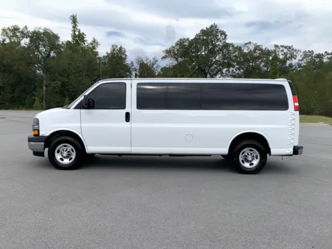More photos of 2021 CHEVROLET EXPRESS G3500 LT 3500 at Bill Fitts Auto Sales, AR