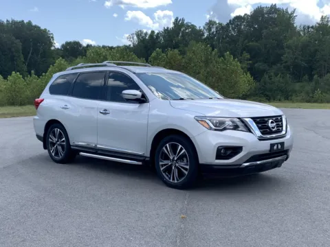 Silver 2020 NISSAN PATHFINDER PLA Platinum for sale in Little Rock, AR