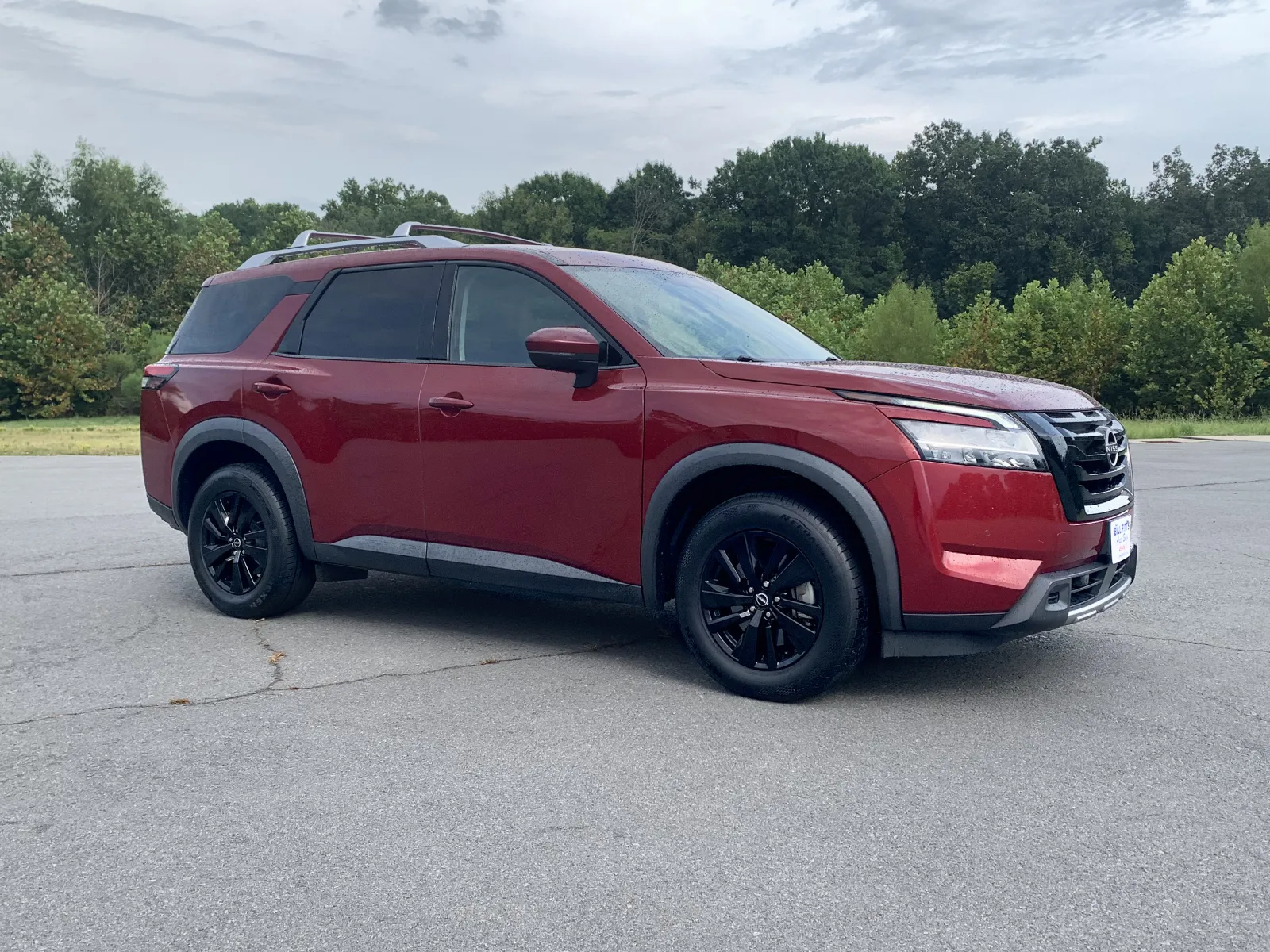 Red 2023 NISSAN PATHFINDER SL for sale in Little Rock, AR