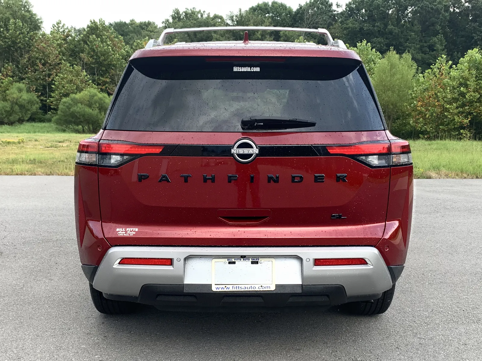 Nissan Pathfinder photo 6