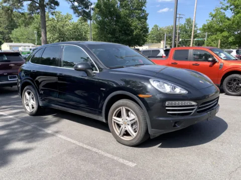 Black 2014 PORSCHE CAYENNE for sale in Little Rock, AR