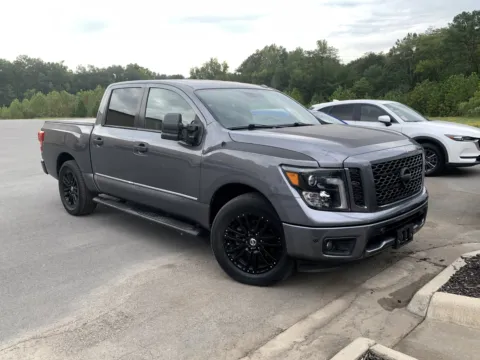 Gray 2019 NISSAN TITAN PLATINUM for sale in Little Rock, AR