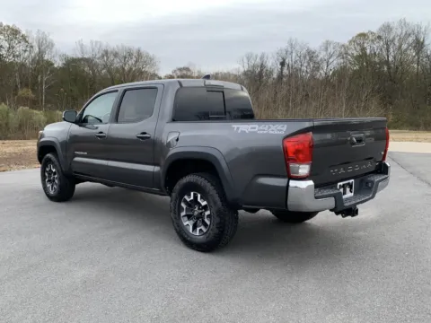More photos of 2017 TOYOTA TACOMA DOUBLE at Bill Fitts Auto Sales, AR