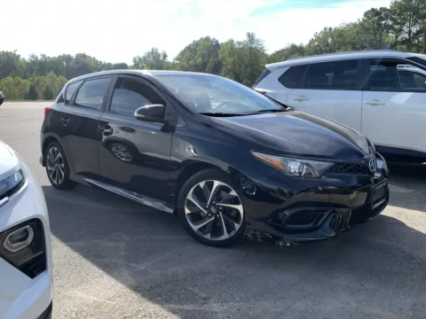 Black 2016 TOYOTA SCION IM for sale in Little Rock, AR