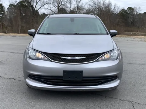 Photos of 2020 CHRYSLER VOYAGER LXI LXi for sale in Little Rock, AR at Bill Fitts Auto Sales