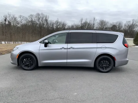 More photos of 2020 CHRYSLER VOYAGER LXI LXi at Bill Fitts Auto Sales, AR