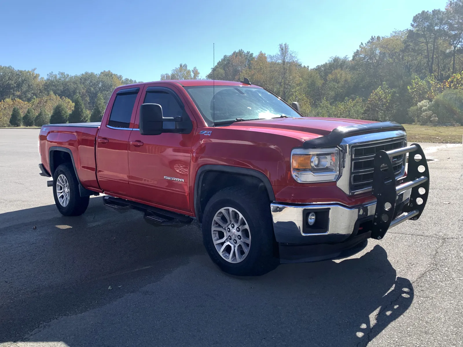 2015 GMC Sierra 1500 SLE's photo