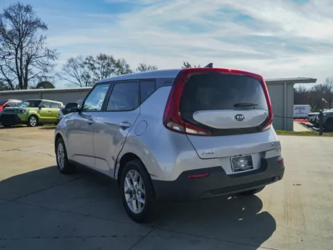 More photos of 2020 Kia Soul S at TLC Motors, SC