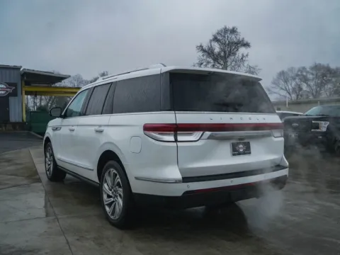 More photos of 2023 Lincoln Navigator Reserve at TLC Motors, SC